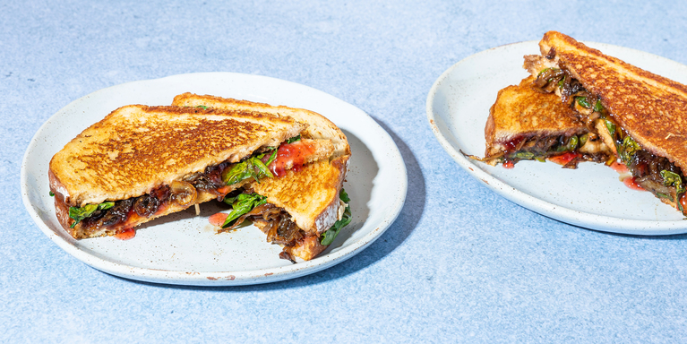 Grilled Cheese Sandwiches with Strawberry Balsamic Onions